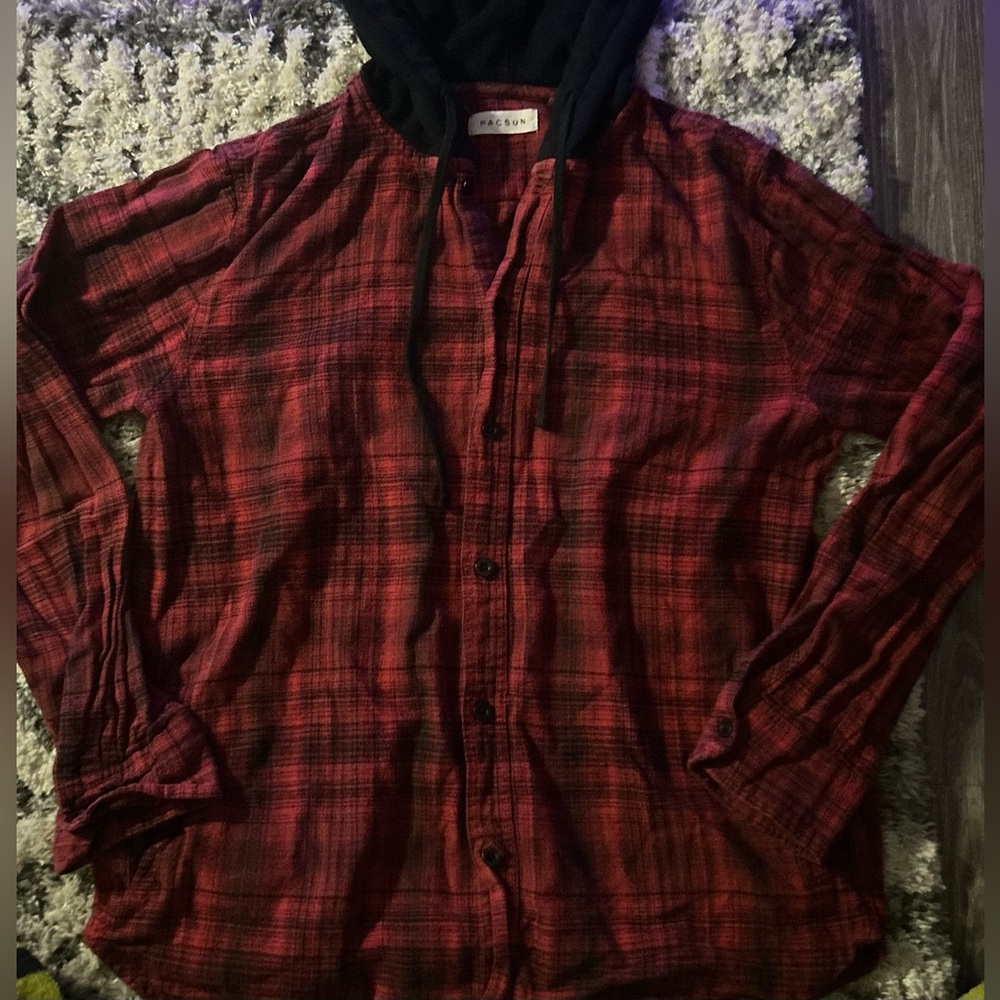 Pacsun red and black flannel hoodie! In great condition and is a size M!